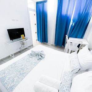 Deluxe King Studio